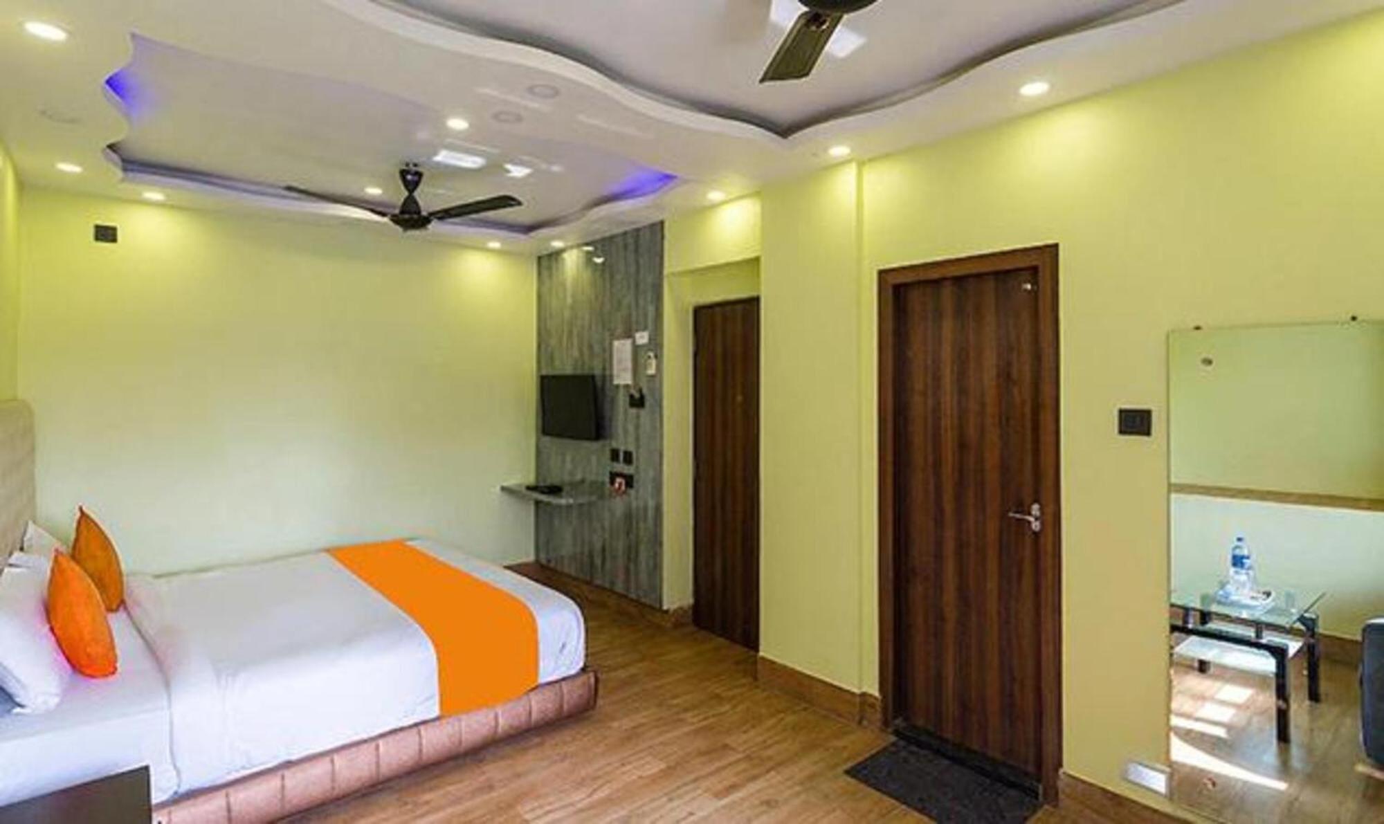 Fabhotel Aspiring Inn Jādabpur Esterno foto